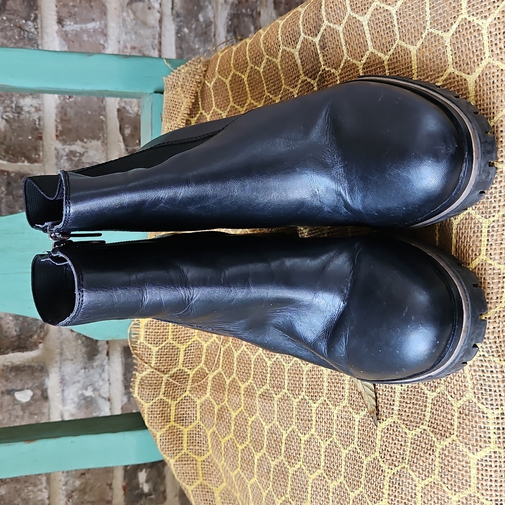 Vince Camuto Bikercore Dustelie Black Leather Ankle Boots - Picture 2 of 8